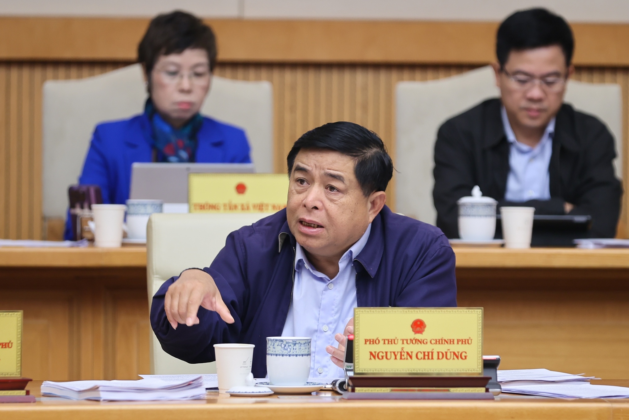 Phó Thủ tướng Nguyễn Chí Dũng phát biểu tại phiên họp - Ảnh: VGP/Nhật Bắc Phó Thủ tướng Nguyễn Chí Dũng phát biểu tại phiên họp - Ảnh: VGP/Nhật Bắc