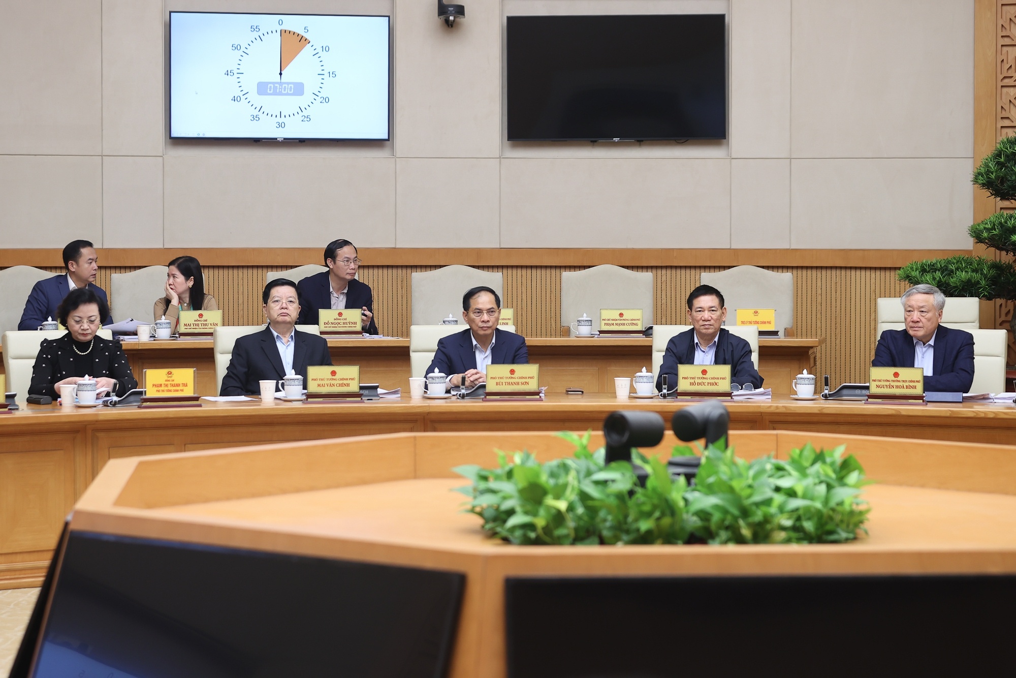 Các Phó Thủ tướng dự phiên họp - Ảnh: VGP/Nhật Bắc Các Phó Thủ tướng dự phiên họp - Ảnh: VGP/Nhật Bắc