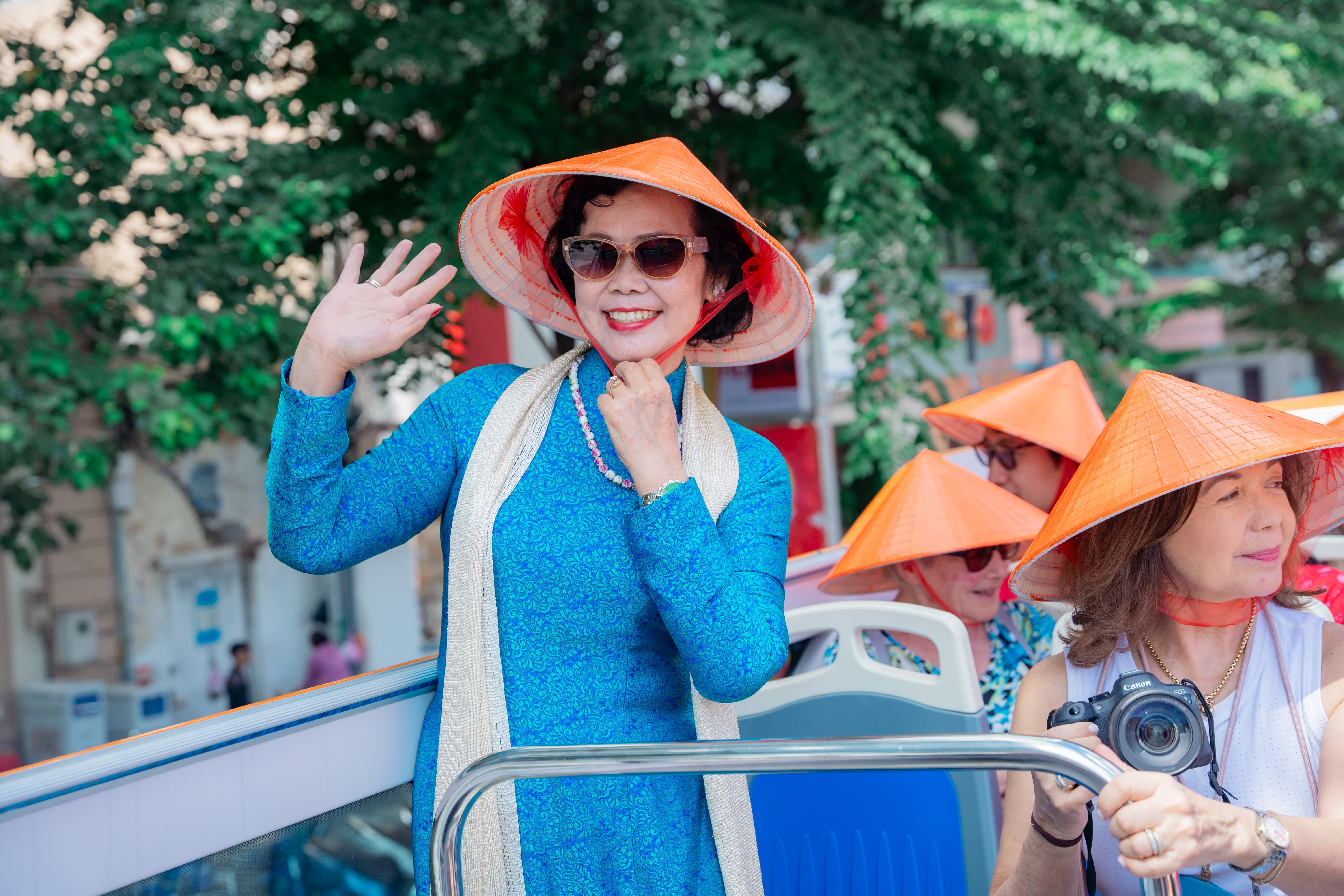 Du lịch Sài Gòn “chất” hơn với tuyến buýt 2 tầng ngắm phố từ trên cao