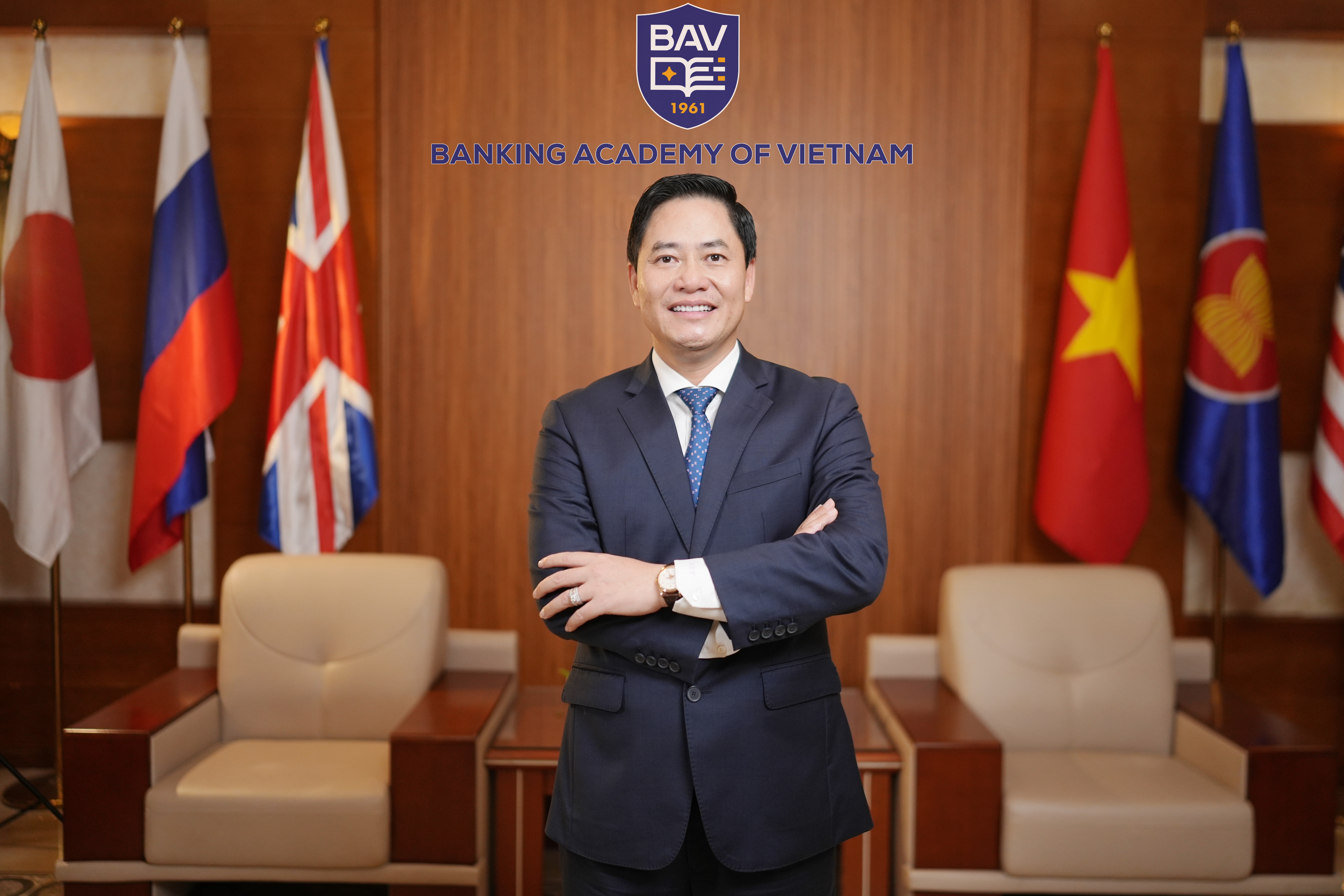 PGS.TS Bùi Hữu Toàn - Bí thư Đảng ủy, Chủ tịch Hội đồng Học viện Ngân hàng PGS.TS Bùi Hữu Toàn - Bí thư Đảng ủy, Chủ tịch Hội đồng Học viện Ngân hàng