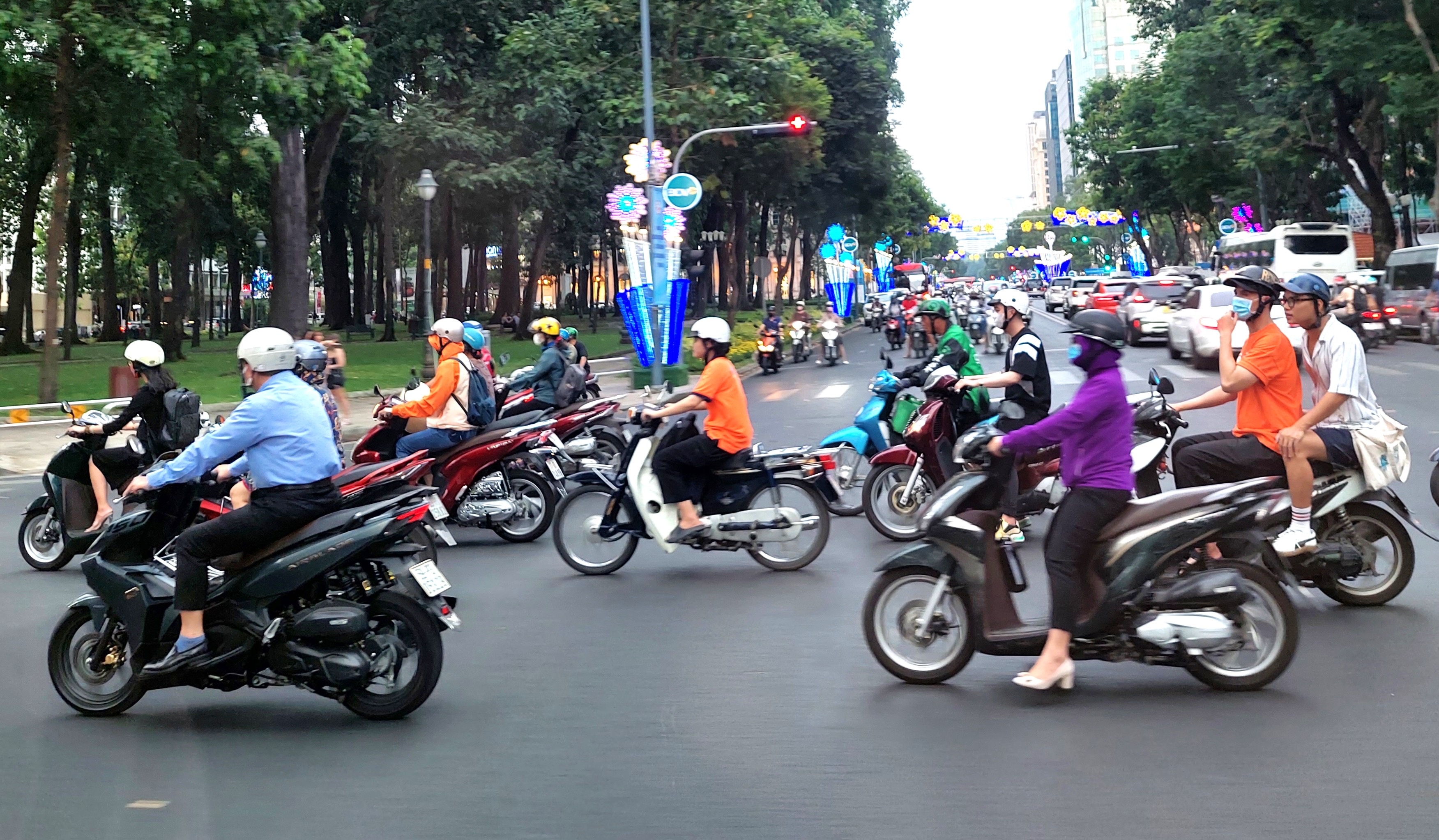 TP. Hồ Chí Minh đề xuất thử nghiệm hoán cải xe xăng cũ thành xe điện TP. Hồ Chí Minh đề xuất thử nghiệm hoán cải xe xăng cũ thành xe điện