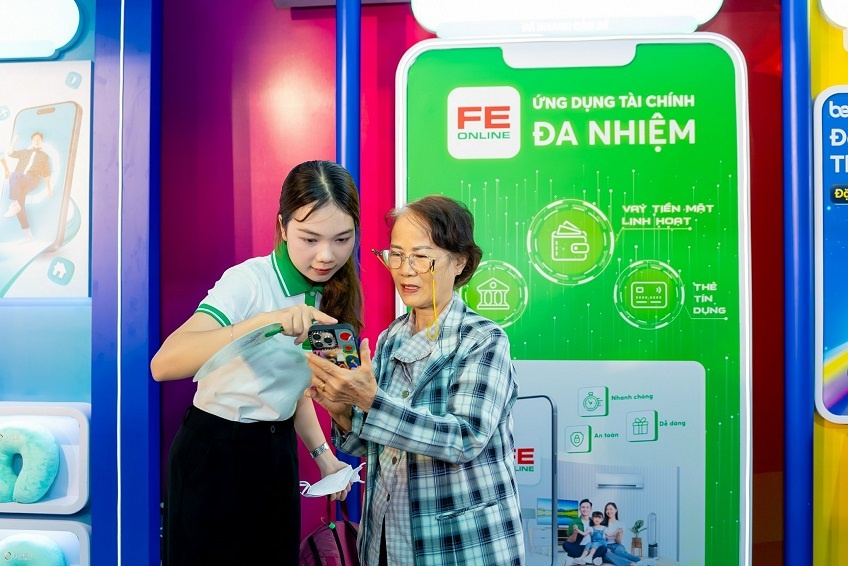 FE CREDIT – 15 năm tự hào, tiếp sức triệu ước mơ FE CREDIT – 15 năm tự hào, tiếp sức triệu ước mơ