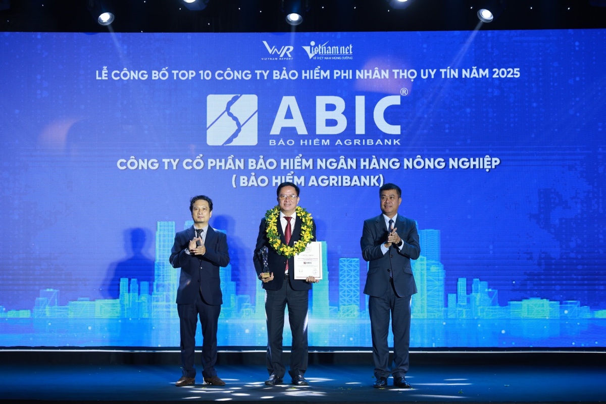 Bảo hiểm Agribank: Tận tâm - Trách nhiệm - Sẻ chia cùng khách hàng Bảo hiểm Agribank: Tận tâm - Trách nhiệm - Sẻ chia cùng khách hàng
