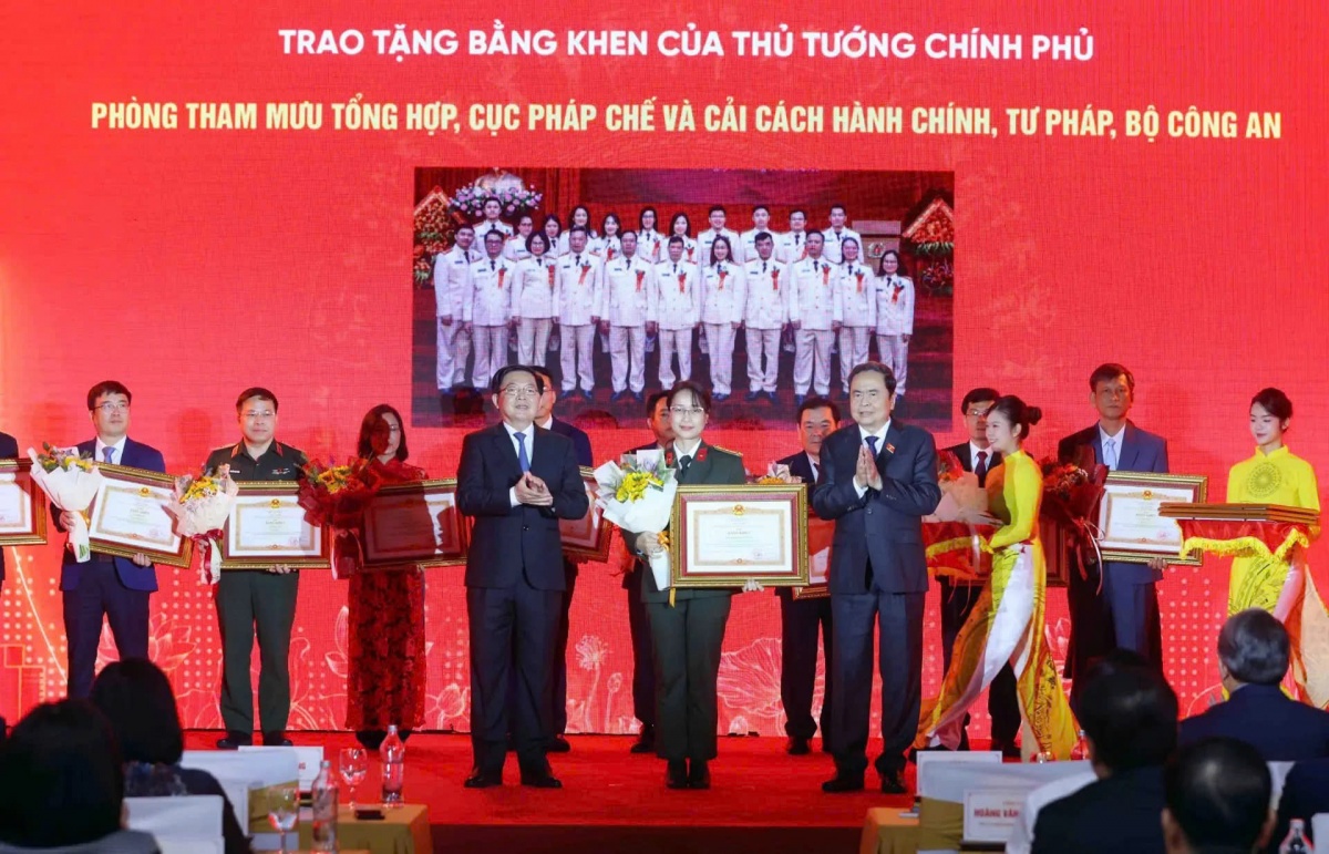 Thượng tôn pháp luật – Động lực của đổi mới và phát triển Thượng tôn pháp luật – Động lực của đổi mới và phát triển