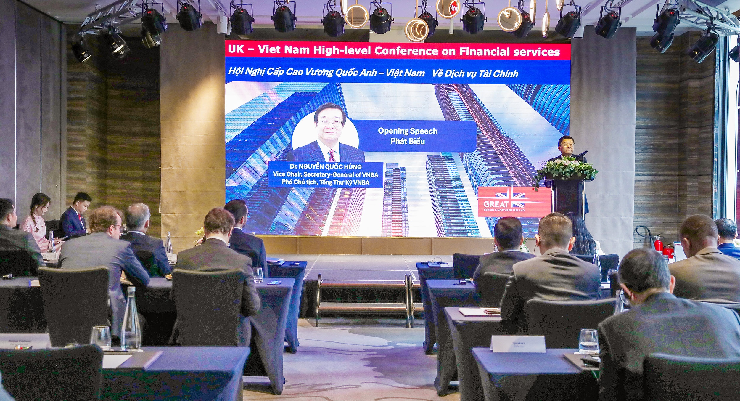 Thúc đẩy Hệ sinh thái tài chính minh bạch và hội nhập