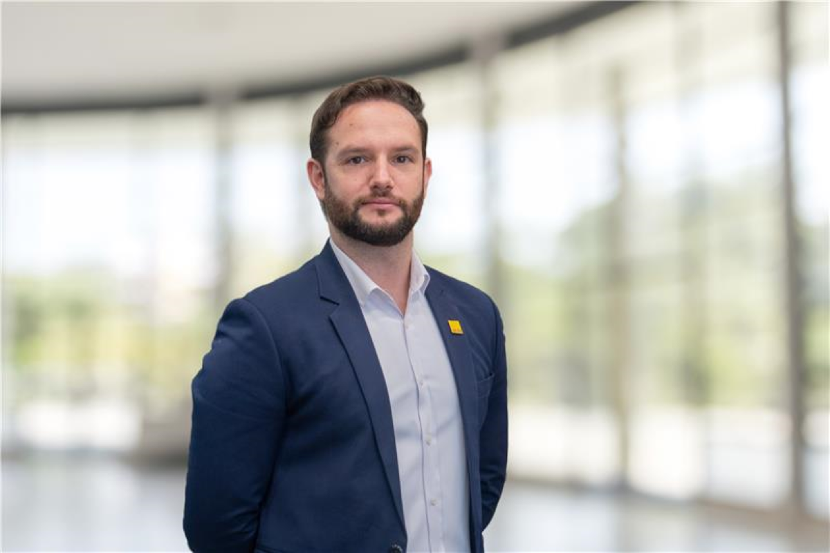 Ông Luca Vadala, Giám đốc Phát triển Kinh doanh Toàn quốc, mảng Quản lý Cơ sở vật chất tích hợp (IFM) Ông Luca Vadala, Giám đốc Phát triển Kinh doanh Toàn quốc, mảng Quản lý Cơ sở vật chất tích hợp (IFM)