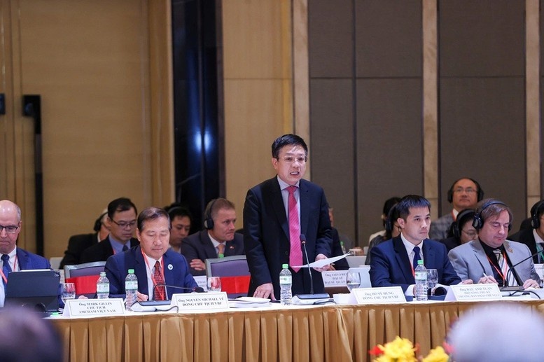 ông Hồ Sỹ Hùng – Chủ tịch Liên đoàn Thương mại và Công nghiệp Việt Nam (VCCI), đồng Chủ tịch Liên minh Diễn đàn Doanh nghiệp Việt Nam (VBF) ông Hồ Sỹ Hùng – Chủ tịch Liên đoàn Thương mại và Công nghiệp Việt Nam (VCCI), đồng Chủ tịch Liên minh Diễn đàn Doanh nghiệp Việt Nam (VBF)