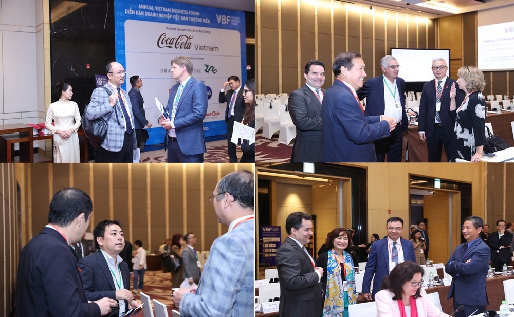 Các doanh nghiệp trao đổi bên lề Diễn đàn- Ảnh: Đức Thanh Các doanh nghiệp trao đổi bên lề Diễn đàn- Ảnh: Đức Thanh