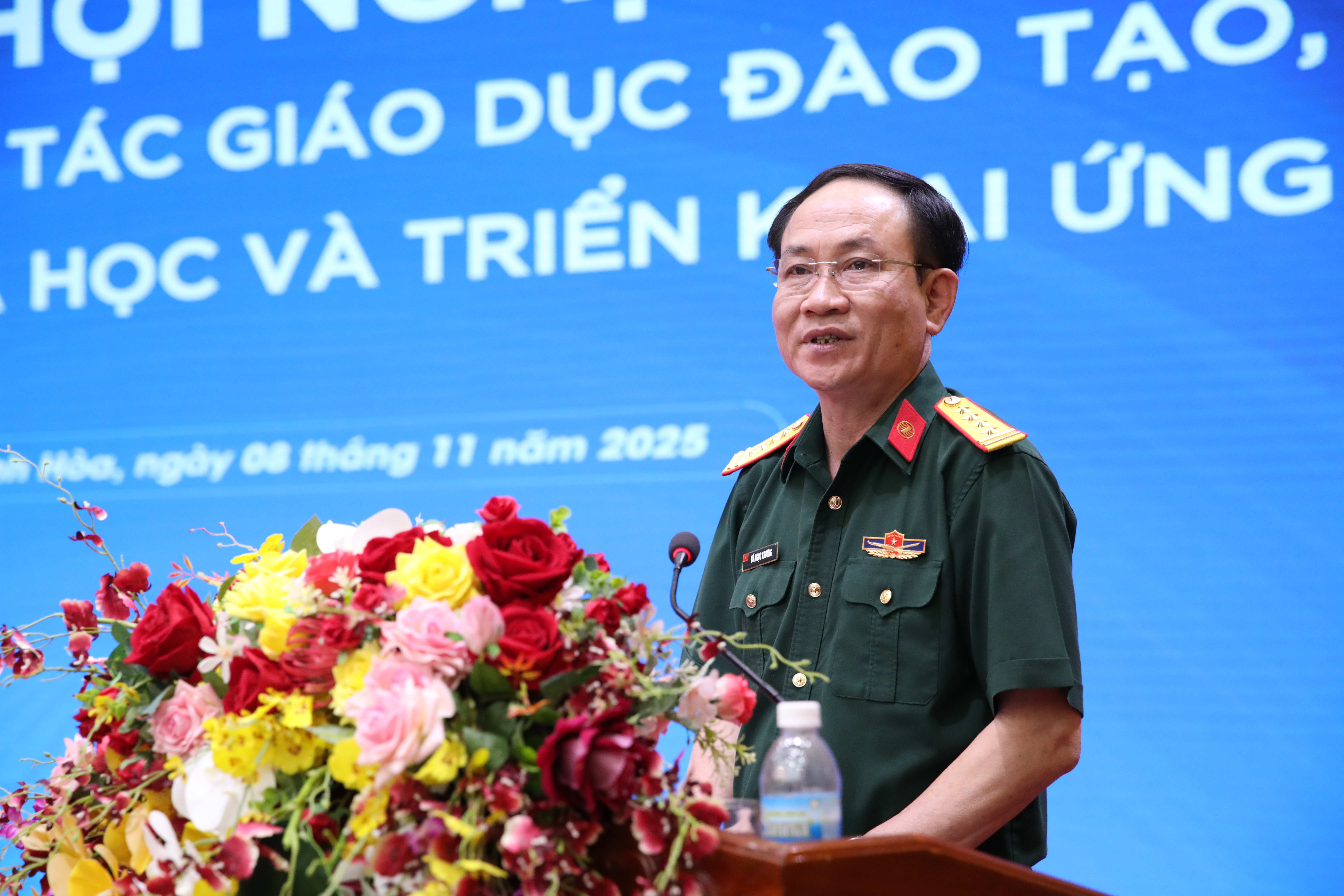 PGS.TS, Đại tá Vũ Ngọc Khương, Phó Tư lệnh, Tham mưu trưởng Binh chủng Thông tin liên lạc đánh giá cao ý nghĩa hợp tác tại sự kiện.