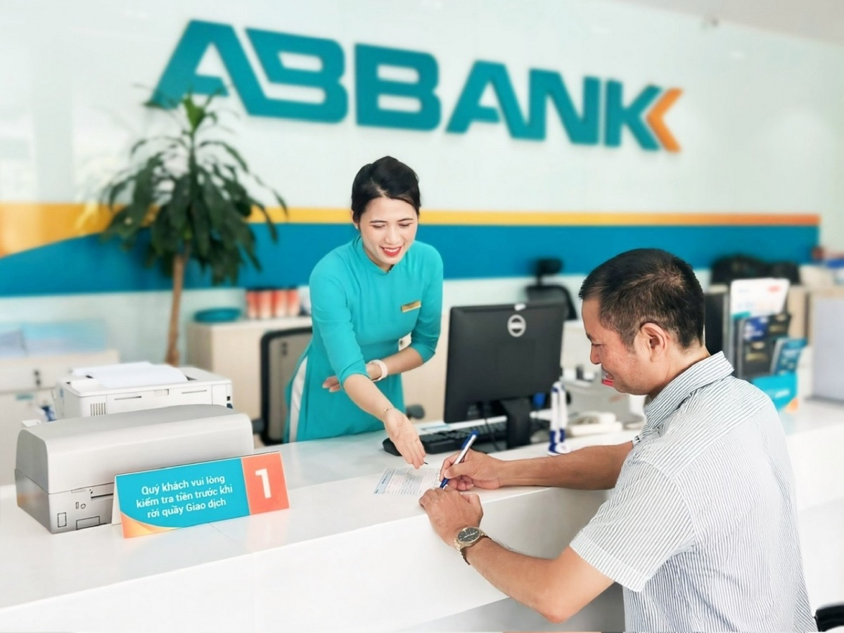 Các chính sách hỗ trợ thiết thực và kịp thời thể hiện nỗ lực của ABBANK đối với cam kết đồng hành cùng khách hàng và cộng đồng phát triển hiệu quả, bền vững
