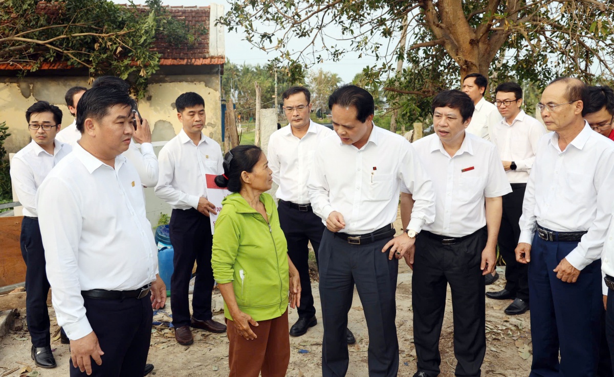 Agribank đồng hành cùng miền Trung khắc phục hậu quả bão lũ