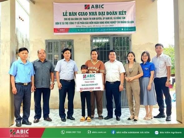 ABIC Sài Gòn cùng Agribank Tây Bình Phước trao tặng nhà đại đoàn kết ABIC Sài Gòn cùng Agribank Tây Bình Phước trao tặng nhà đại đoàn kết