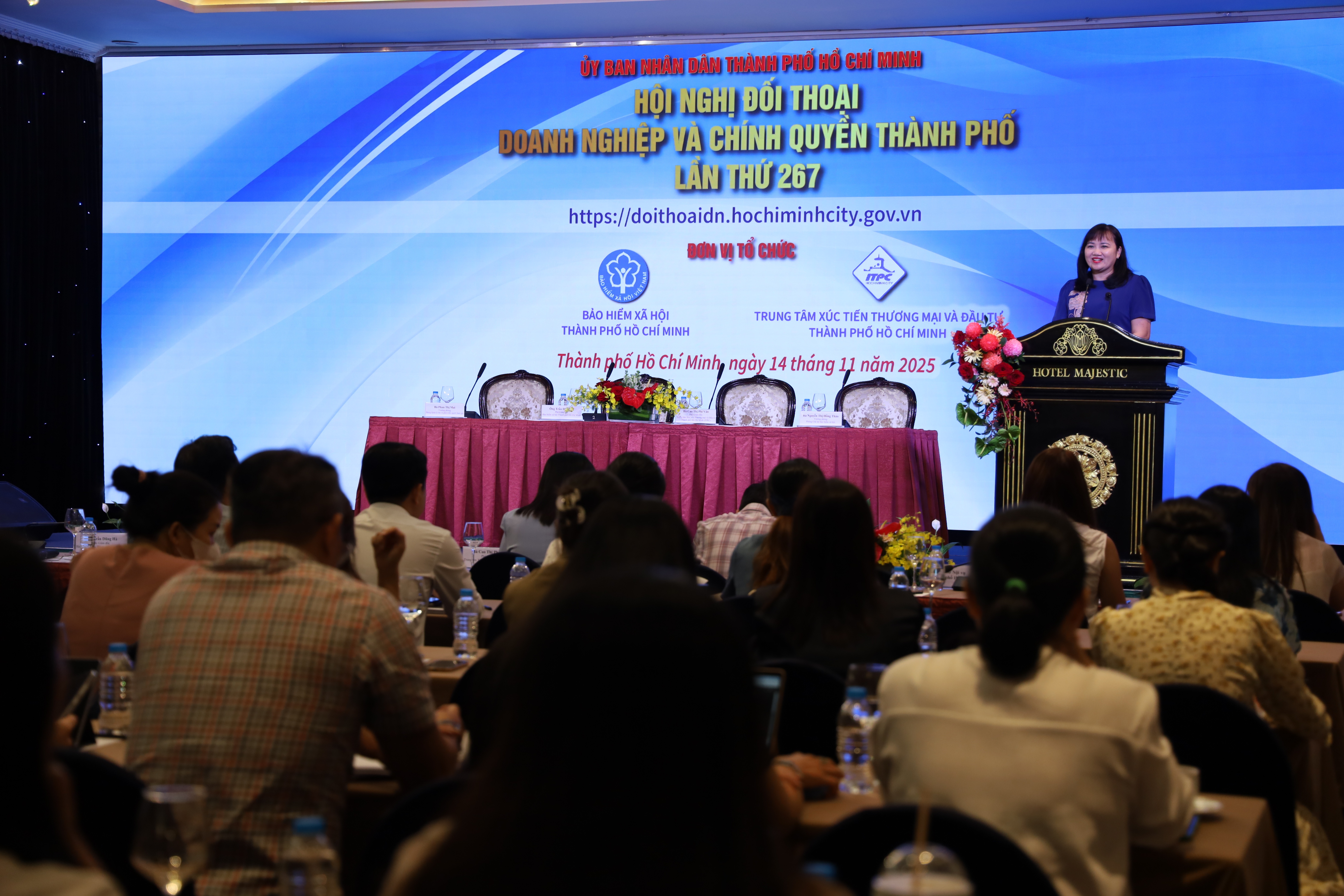 Đại diện một số doanh nghiệp cũng phản ánh tình trạng sai lệch chức danh, lỗi hệ thống trong quá trình chuyển dữ liệu giữa các cơ quan BHXH, đồng thời nêu thực tế ứng dụng VssID thường xuyên bị lỗi, làm gián đoạn quá trình xác nhận, tra cứu và chốt sổ BHXH cho người lao động