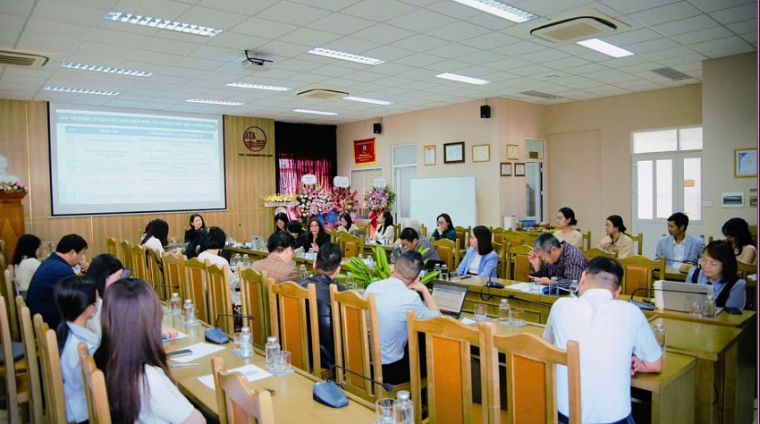 Hoàn thiện pháp luật về ngân hàng trong bối cảnh chuyển đổi số Hoàn thiện pháp luật về ngân hàng trong bối cảnh chuyển đổi số