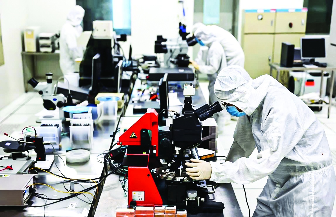 Nhân lực chất lượng cao tạo động lực then chốt nâng cao năng suất, tạo giá trị gia tăng cho nền kinh tế Nhân lực chất lượng cao tạo động lực then chốt nâng cao năng suất, tạo giá trị gia tăng cho nền kinh tế