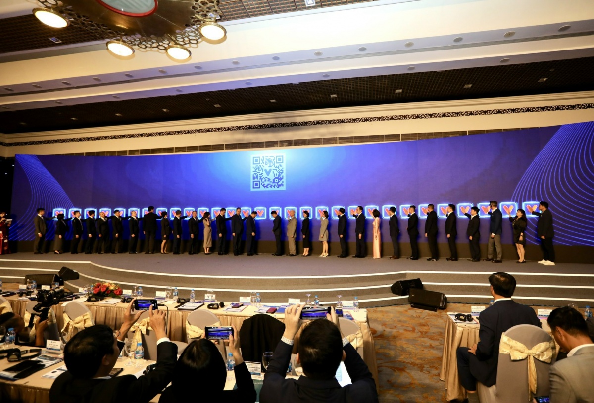 QR Code: Hành trình ấn tượng từ công nghệ mới trở thành thói quen thanh toán phổ biến QR Code: Hành trình ấn tượng từ công nghệ mới trở thành thói quen thanh toán phổ biến