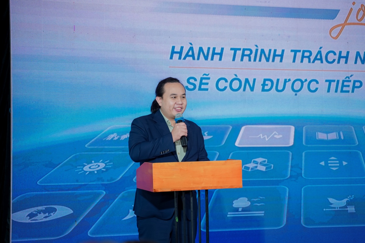 Ông Hứa Trung Hiếu - Giám đốc dự án IMF (dự án sữa công thức) phát biểu tại sự kiện. Ông Hứa Trung Hiếu - Giám đốc dự án IMF (dự án sữa công thức) phát biểu tại sự kiện.