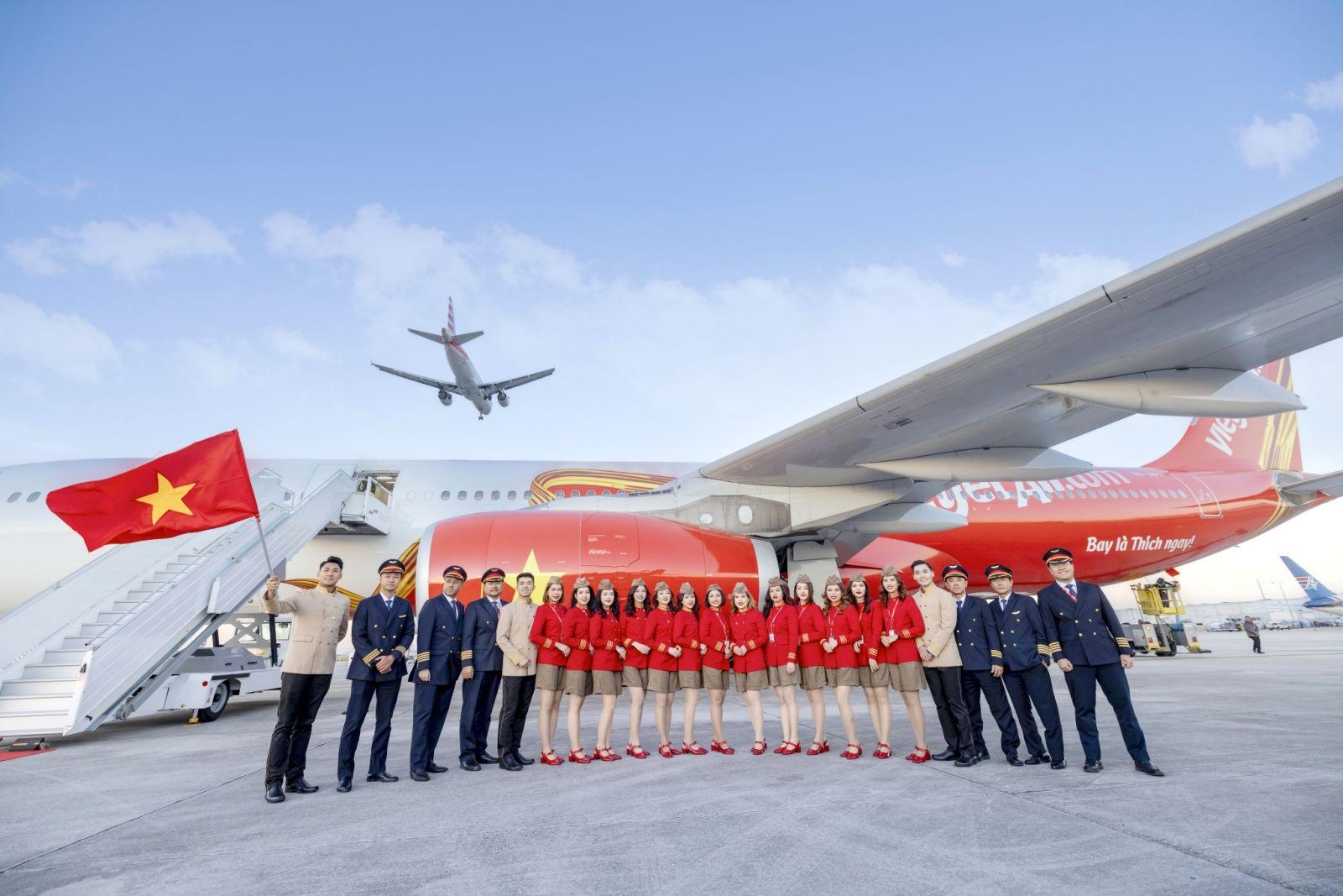 Vietjet, FPT trong top “Nơi làm việc tốt nhất Việt Nam 2025” Vietjet, FPT trong top “Nơi làm việc tốt nhất Việt Nam 2025”