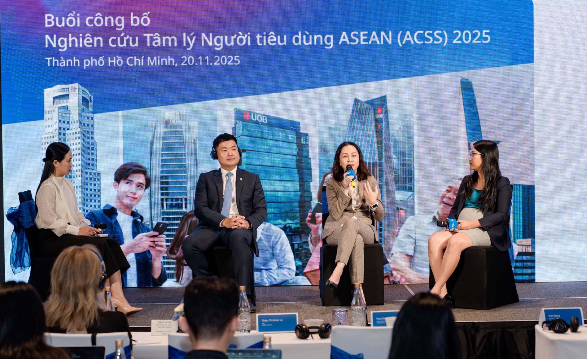 Người tiêu dùng Việt lạc quan hàng đầu khu vực về kinh tế tăng trưởng cao