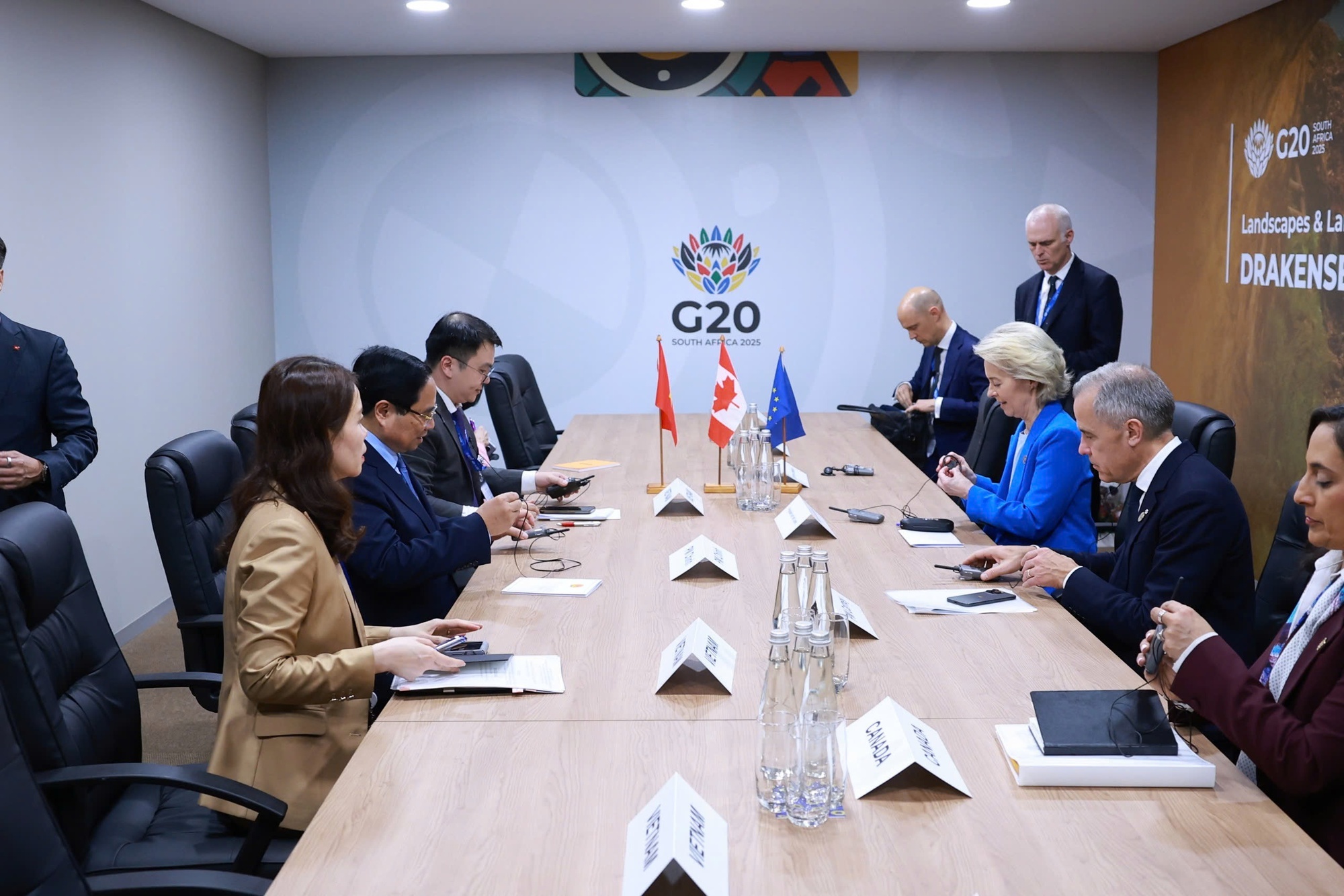 Thủ tướng Canada và Chủ tịch Ủy ban EU hoan nghênh Việt Nam làm Chủ tịch CPTPP 2026 - Ảnh: VGP/Nhật Bắc Thủ tướng Canada và Chủ tịch Ủy ban EU hoan nghênh Việt Nam làm Chủ tịch CPTPP 2026 - Ảnh: VGP/Nhật Bắc