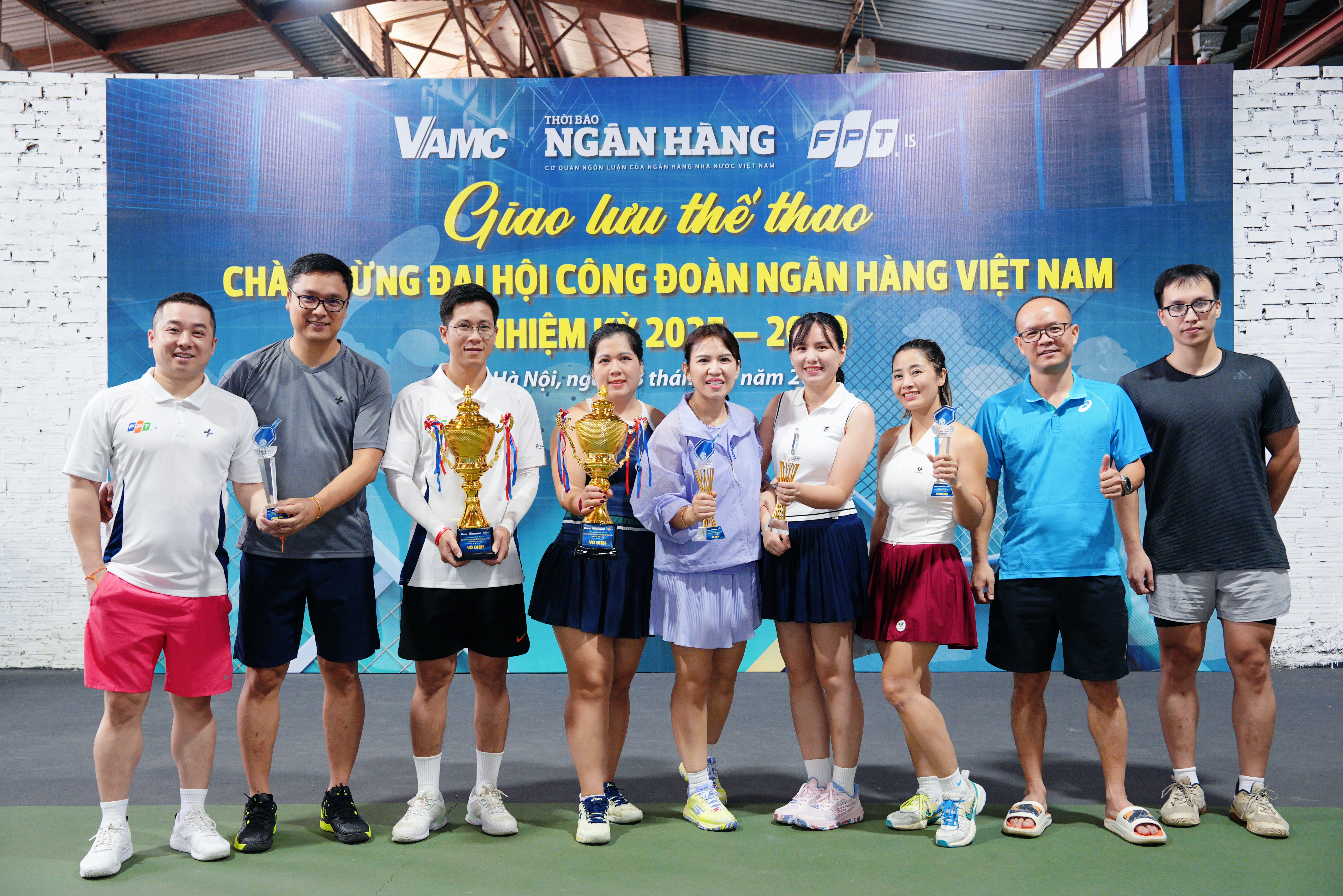 Giao lưu thể thao 3 đơn vị Thời báo Ngân hàng – VAMC – FPT IS: Toàn bộ giải thưởng ủng hộ đồng bào vùng lũ