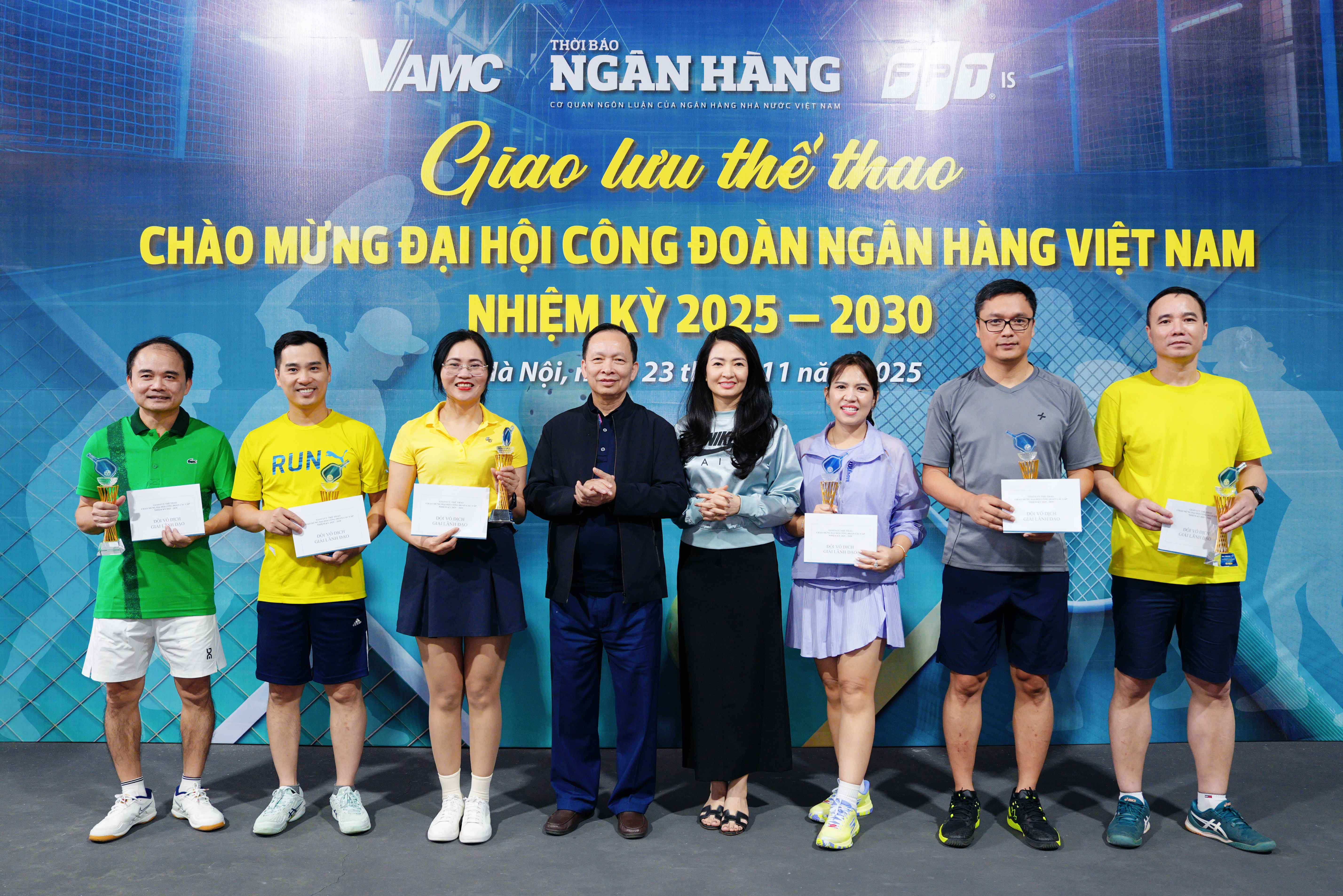 Giao lưu thể thao 3 đơn vị Thời báo Ngân hàng, VAMC, FPT IS: Lan tỏa tinh thần đoàn kết và sẻ chia cộng đồng