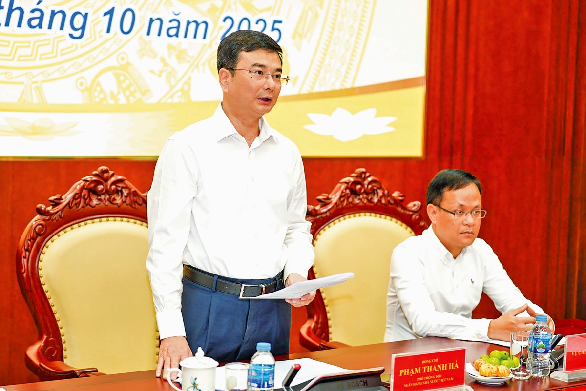 Phó Thống đốc Phạm Thanh Hà chia sẻ về công tác điều hành chính sách tiền tệ tại buổi họp báo tháng 10/2025
