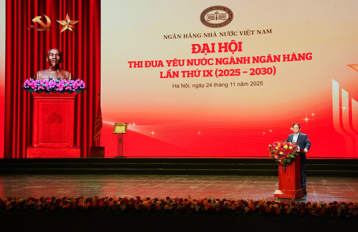 Ngành Ngân hàng thi đua đổi mới, sáng tạo, tiên phong cùng đất nước bước vào kỷ nguyên mới Ngành Ngân hàng thi đua đổi mới, sáng tạo, tiên phong cùng đất nước bước vào kỷ nguyên mới