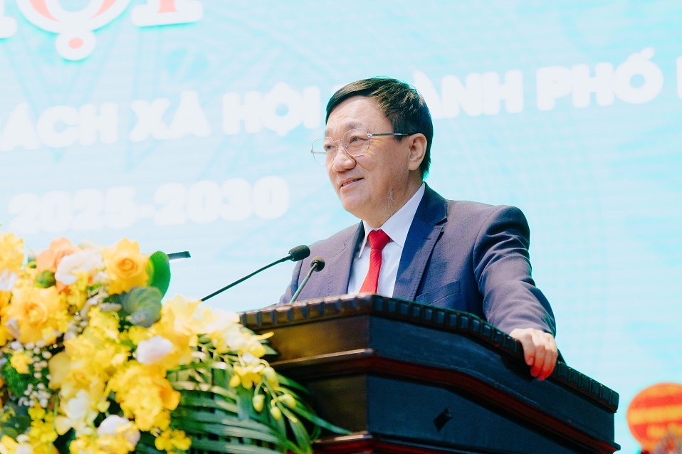 Đồng chí Dương Quyết Thắng - Tổng Giám đốc NHCSXH  phát biểu chỉ đạo tại Đại hội