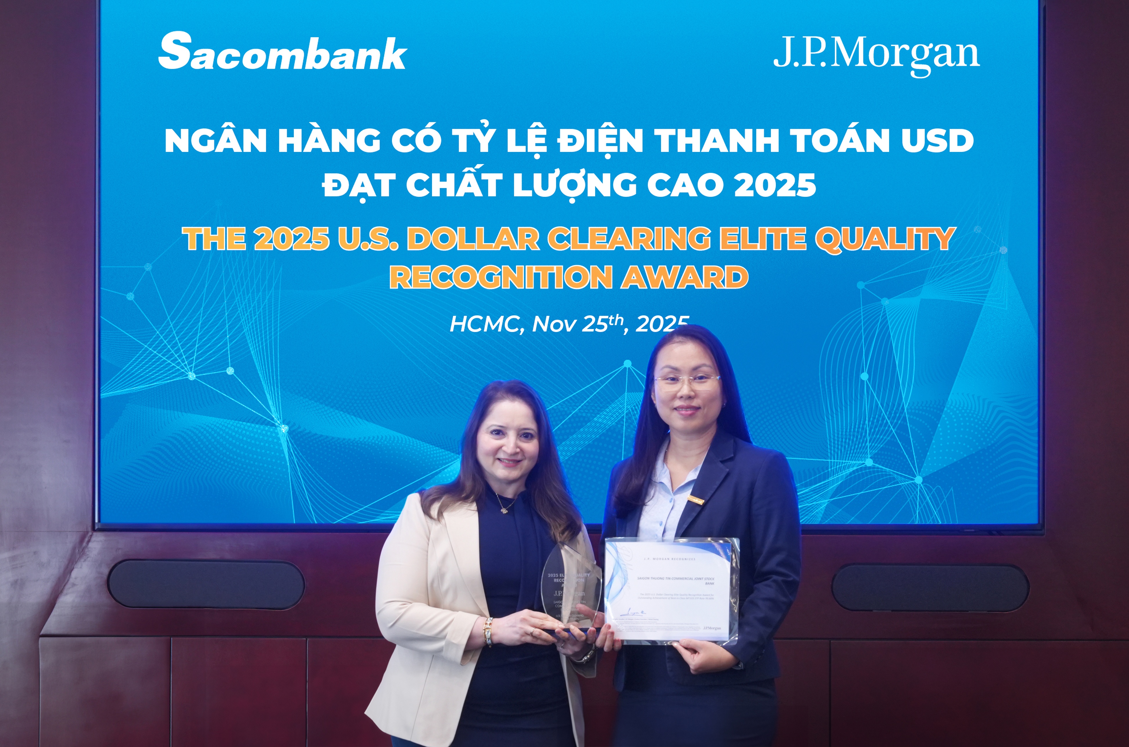 Sacombank nhận giải thưởng từ J.P.Morgan – khẳng định năng lực xử lý điện thanh toán quốc tế hàng đầu tại việt nam