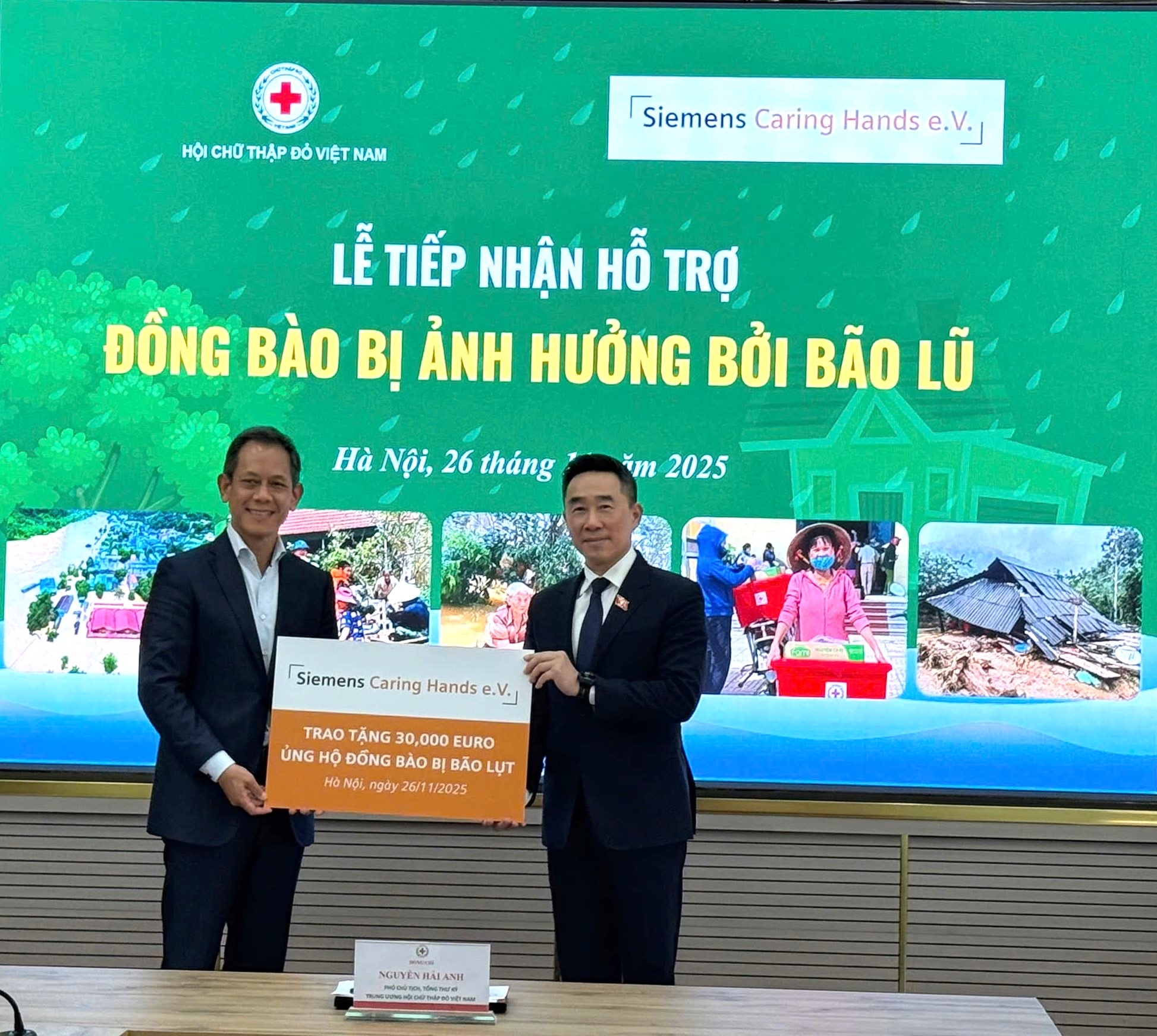 Siemens Caring Hands hỗ trợ 30.000 EUR khắc phục hậu quả lũ lụt Siemens Caring Hands hỗ trợ 30.000 EUR khắc phục hậu quả lũ lụt