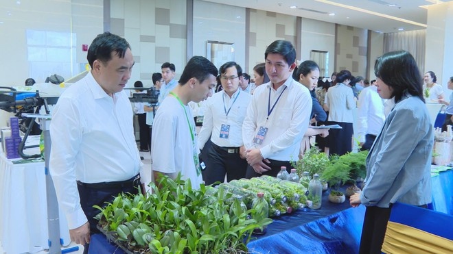 Nông nghiệp công nghệ cao - “mảnh ghép” trong chiến lược phát triển quốc gia Nông nghiệp công nghệ cao - “mảnh ghép” trong chiến lược phát triển quốc gia