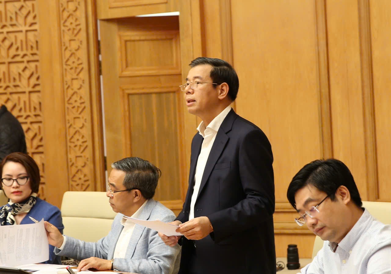 Ông Nguyễn Việt Quang phát biểu tại cuộc họp - Ảnh: VGP/Nguyễn Hoàng