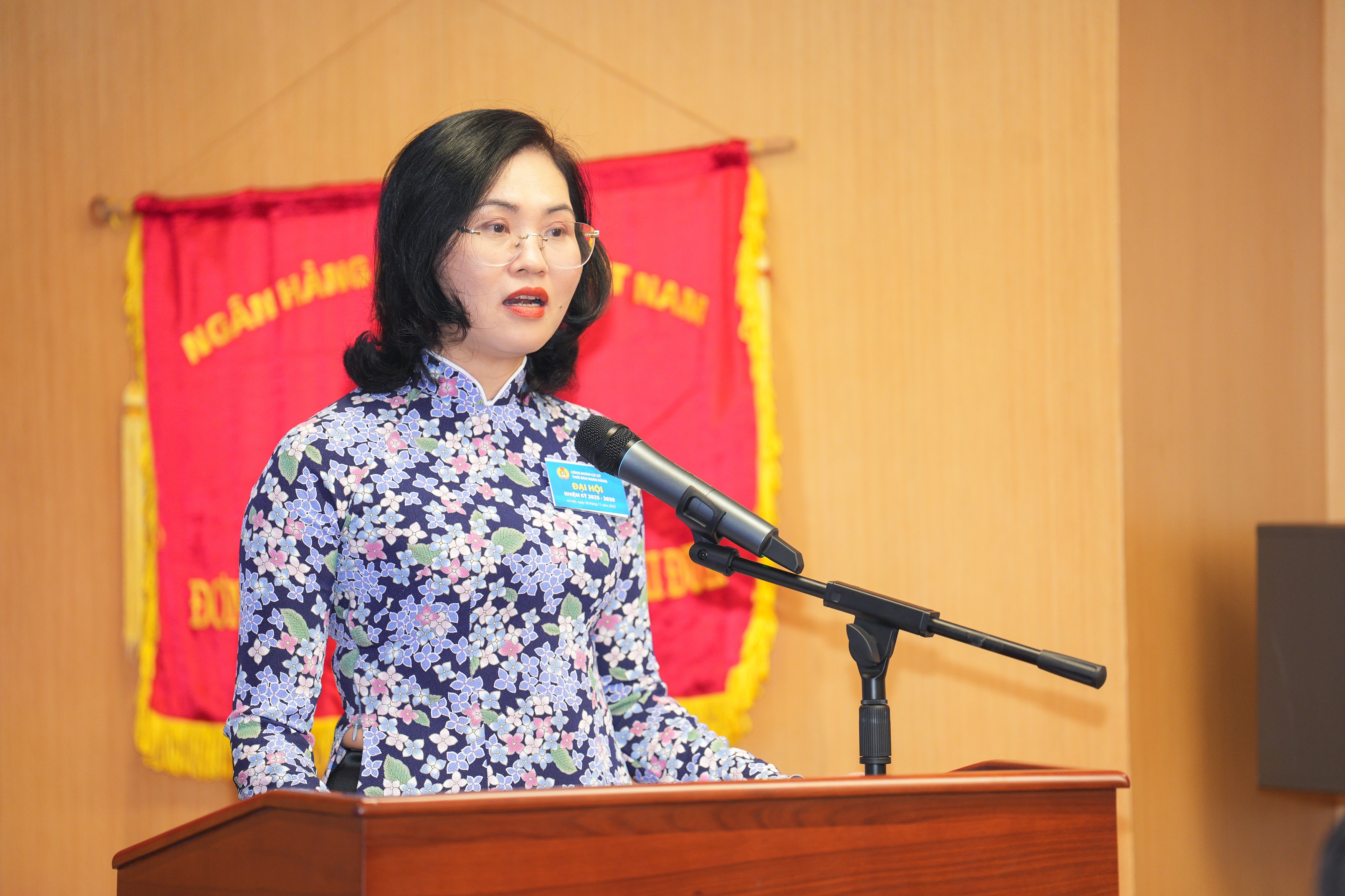 quyền lợi của đoàn viên công đoàn phải luôn được đặt ở vị trí trung tâm trong mọi hoạt động của đơn vị