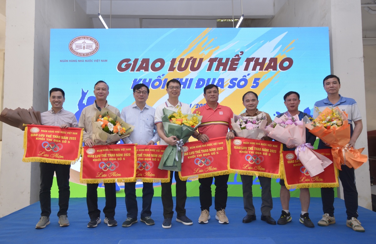 Hội thao Khối thi đua số 5 diễn ra thành công tốt đẹp Hội thao Khối thi đua số 5 diễn ra thành công tốt đẹp