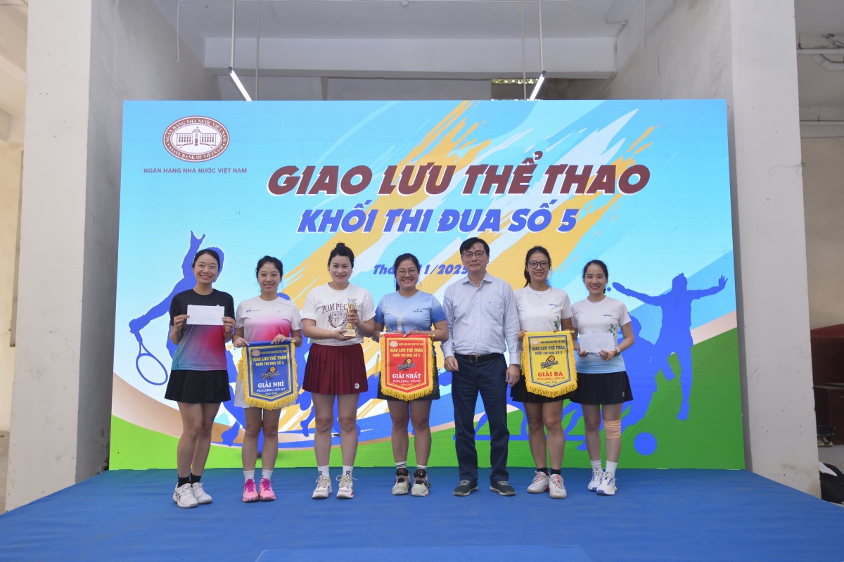 Hội thao Khối thi đua số 5 diễn ra thành công tốt đẹp Hội thao Khối thi đua số 5 diễn ra thành công tốt đẹp