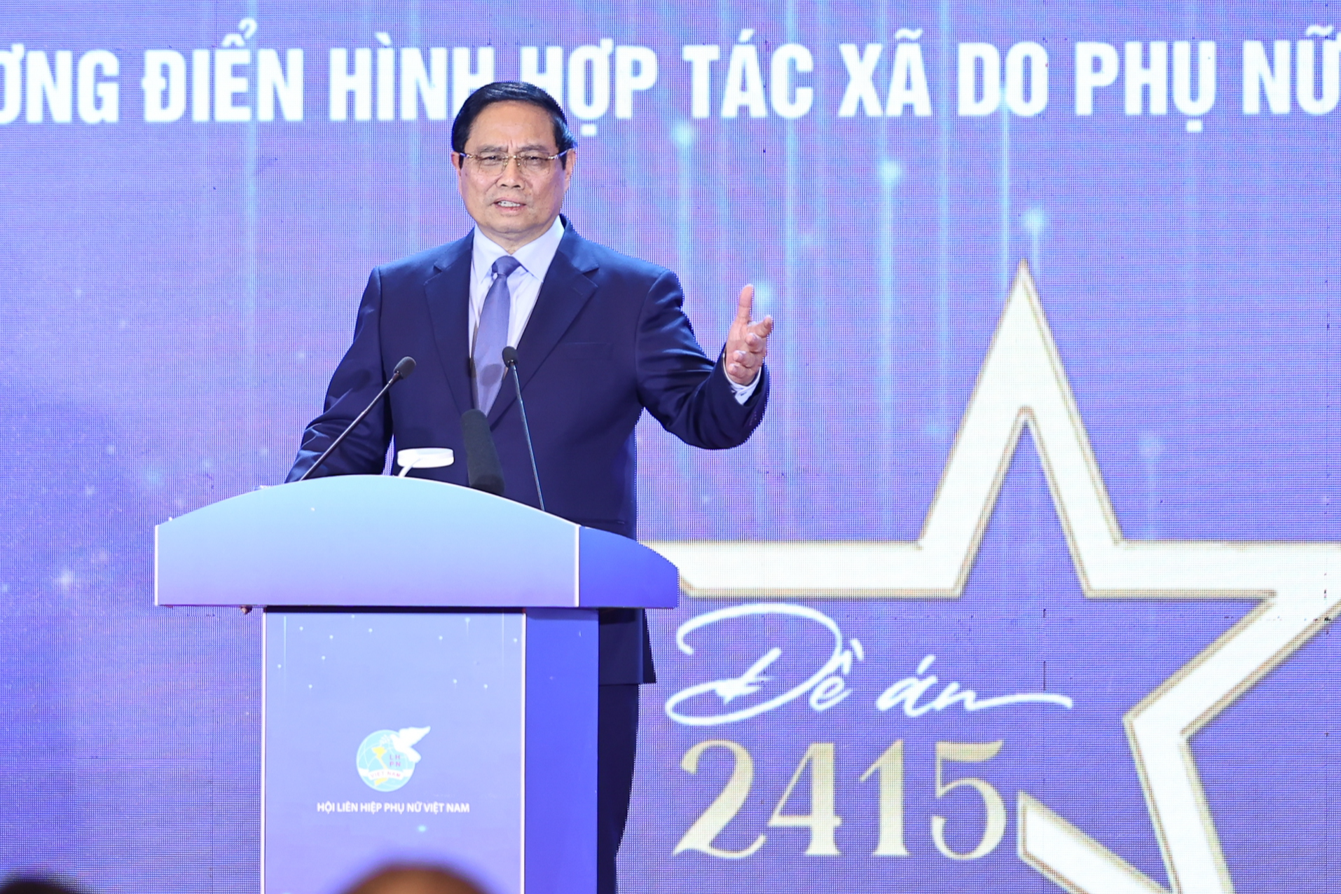 Thủ tướng ghi nhận, đánh giá cao và nhiệt liệt biểu dương những kết quả quan trọng đã đạt được trong thời gian qua - Ảnh: VGP/Nhật Bắc