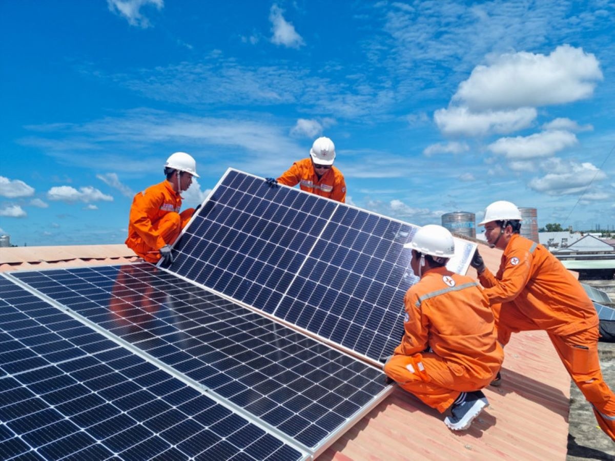 Phát triển nhân lực chất lượng là nhiệm vụ trọng tâm, nhưng còn là trách nhiệm toàn cầu trước biến đổi khí hậu