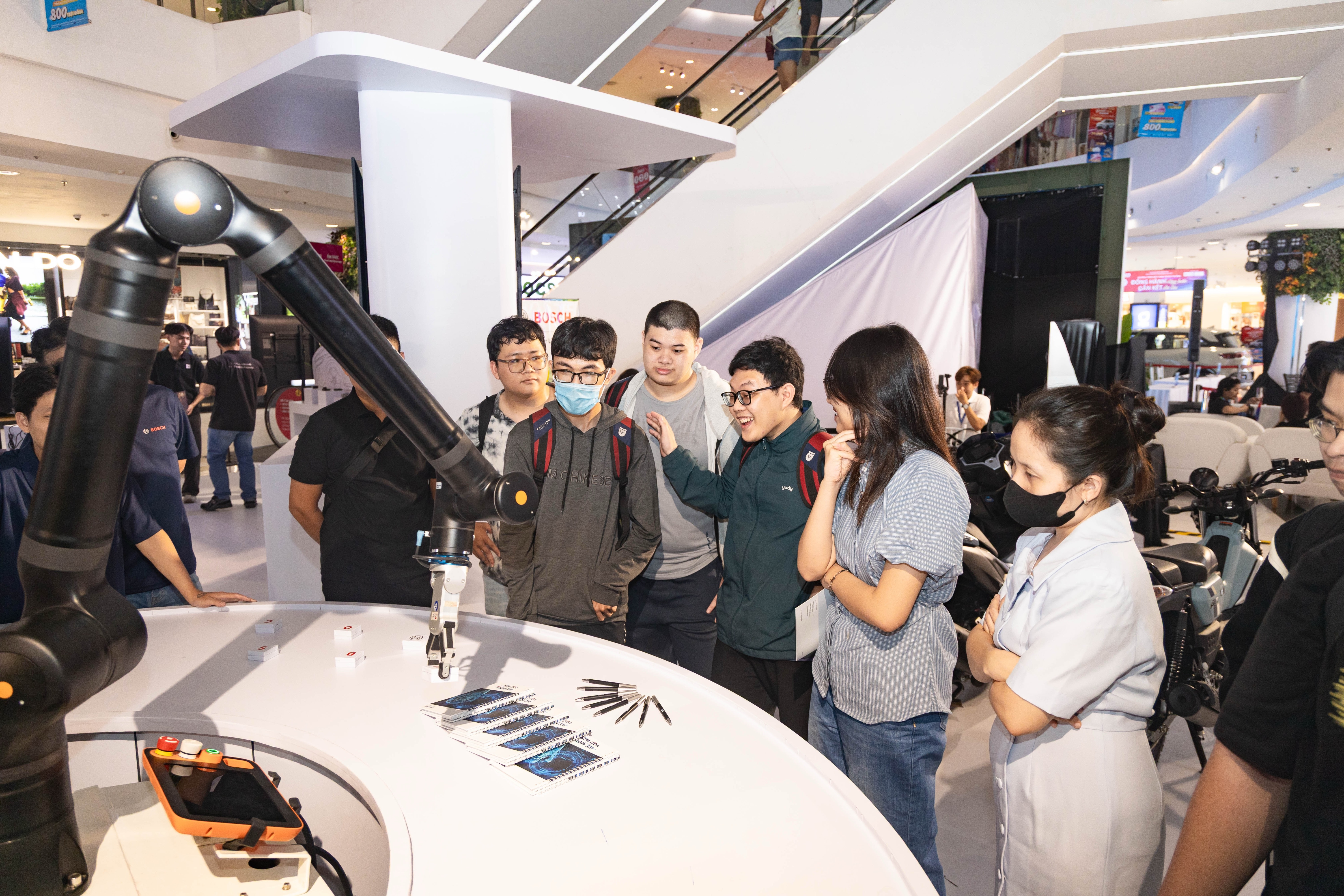 Vốn FDI tăng mạnh tạo “làn sóng” tăng trưởng mới cho thị trường IFM tại Việt Nam Vốn FDI tăng mạnh tạo “làn sóng” tăng trưởng mới cho thị trường IFM tại Việt Nam