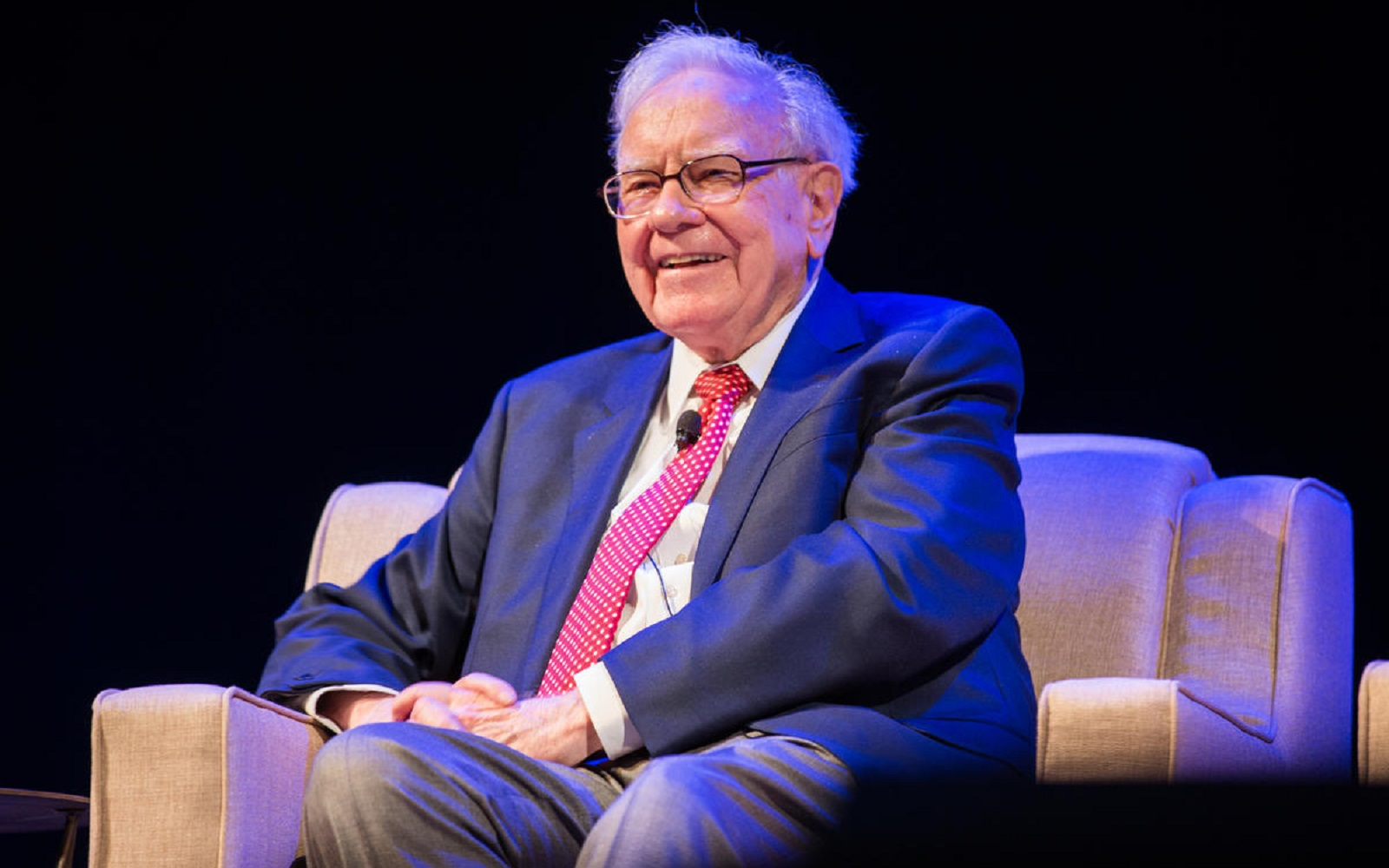 Chiến lược “hai danh sách” giúp Warren Buffett duy trì sự tập trung