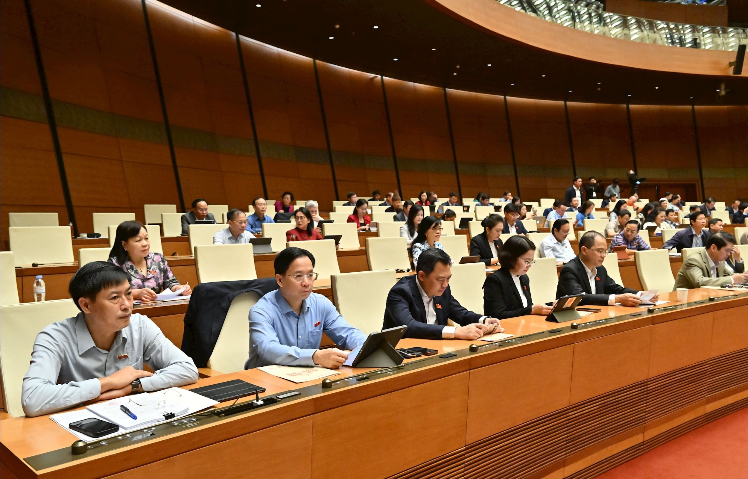 Tăng hậu kiểm, nâng hiệu lực giám sát chuyên đề, chất vấn