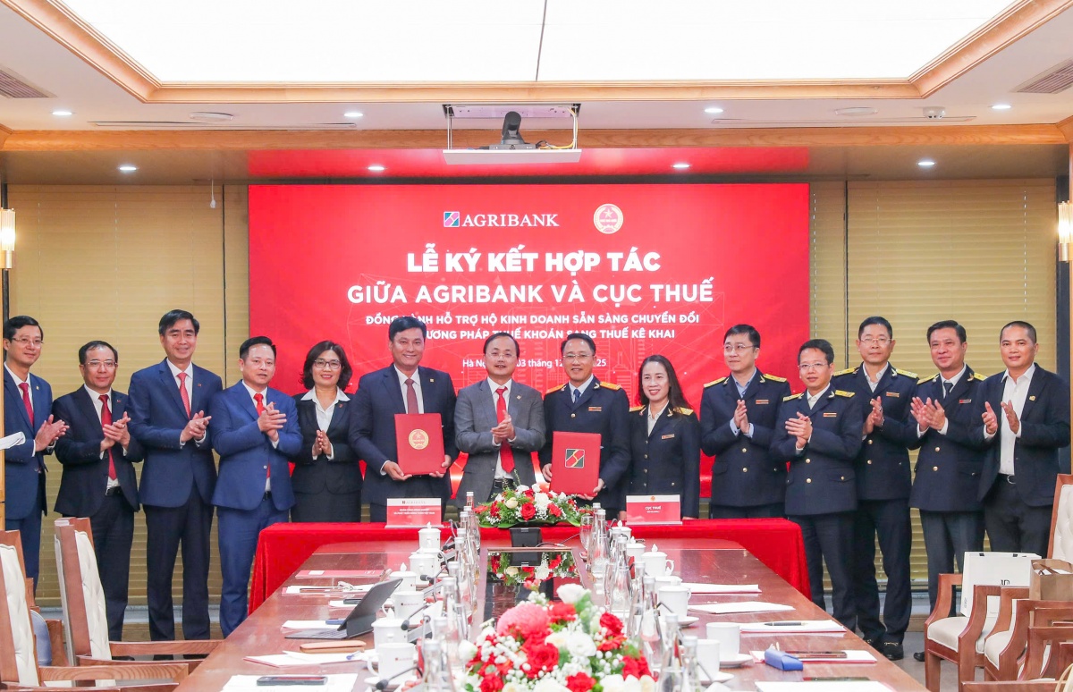 Agribank và Cục Thuế hợp tác hỗ trợ hộ kinh doanh chuyển đổi sang thuế kê khai Agribank và Cục Thuế hợp tác hỗ trợ hộ kinh doanh chuyển đổi sang thuế kê khai