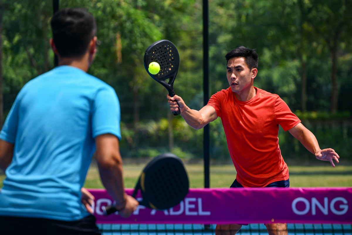 Padel - môn quần vợt “trong lồng” đang chinh phục thế giới