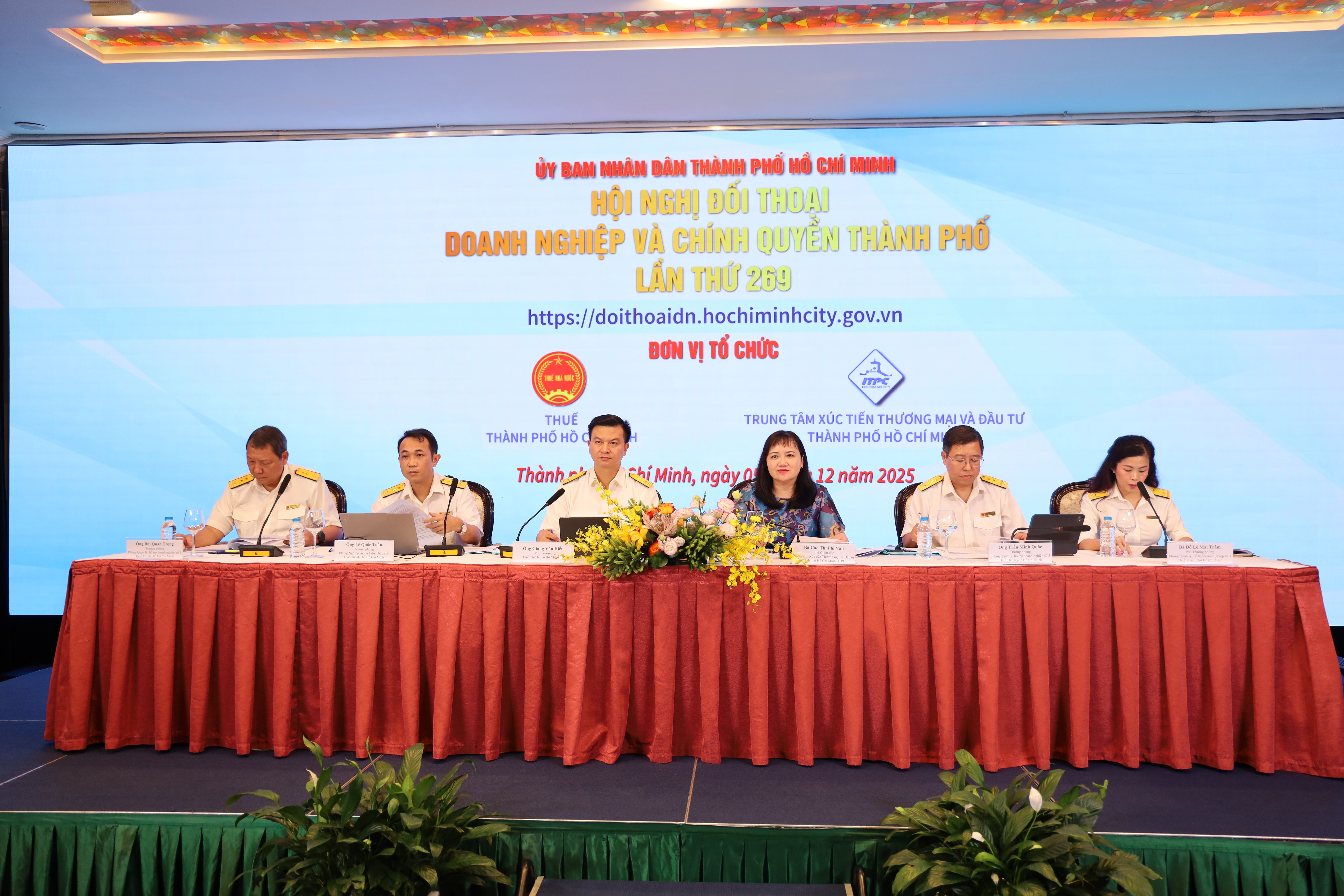 Hội nghị Đối thoại doanh nghiệp - chính quyền giải đáp nhiều khó khăn, vướng mắc về  thuế