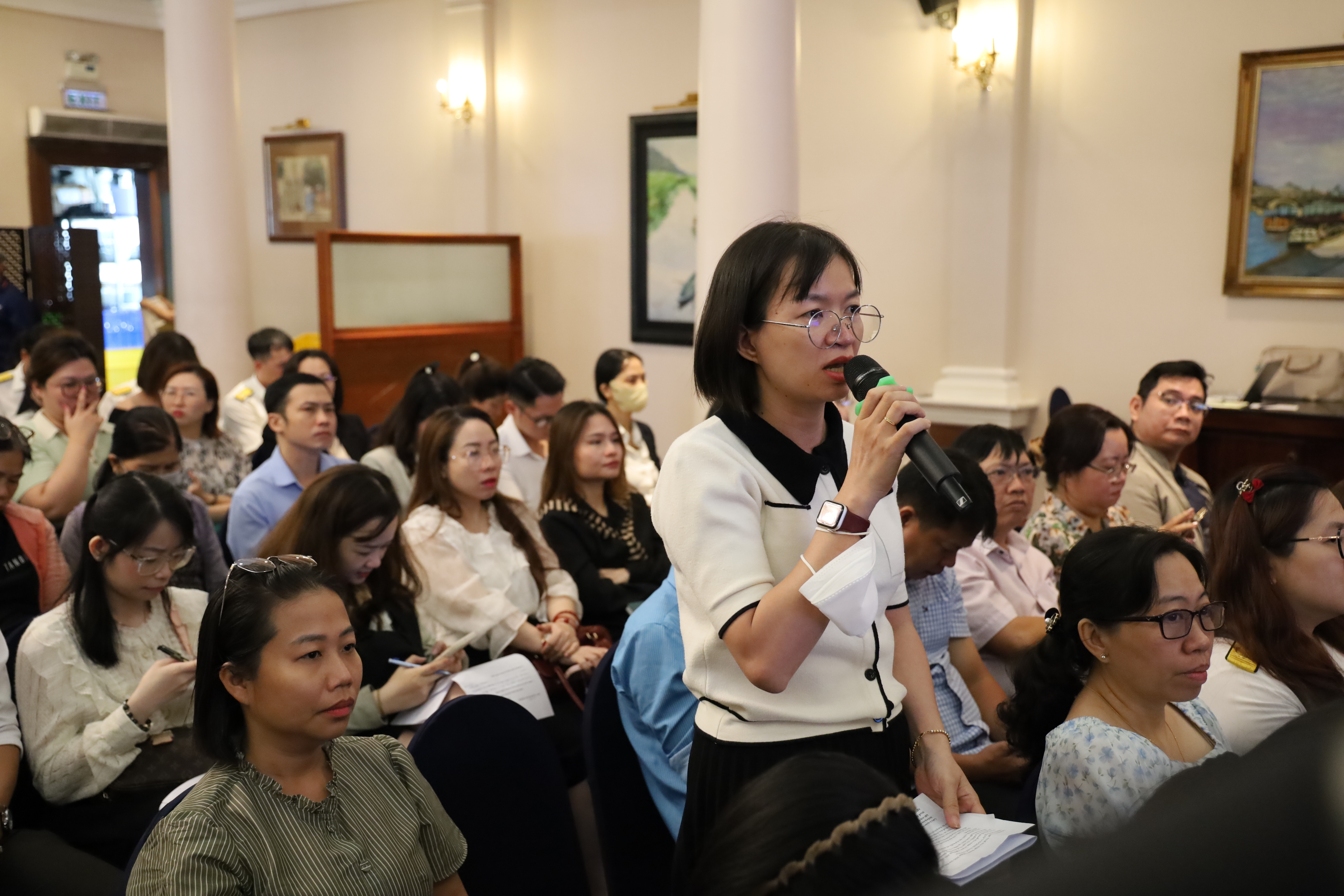 nhiều doanh nghiệp nêu lên để được giải đáp thắc mắc.