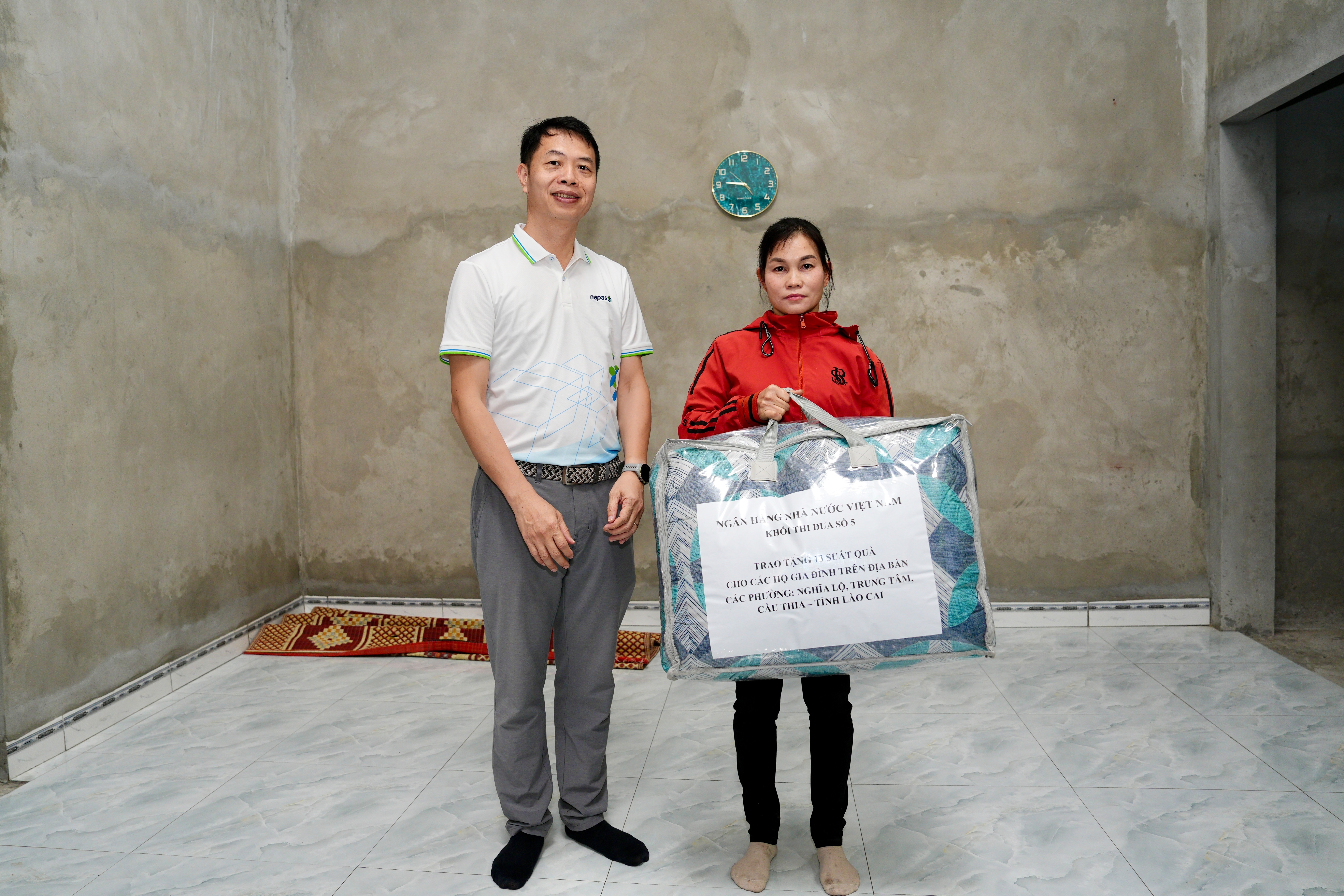 Khối thi đua số 5 hỗ trợ xây nhà mới cho hộ nghèo tại Lào Cai