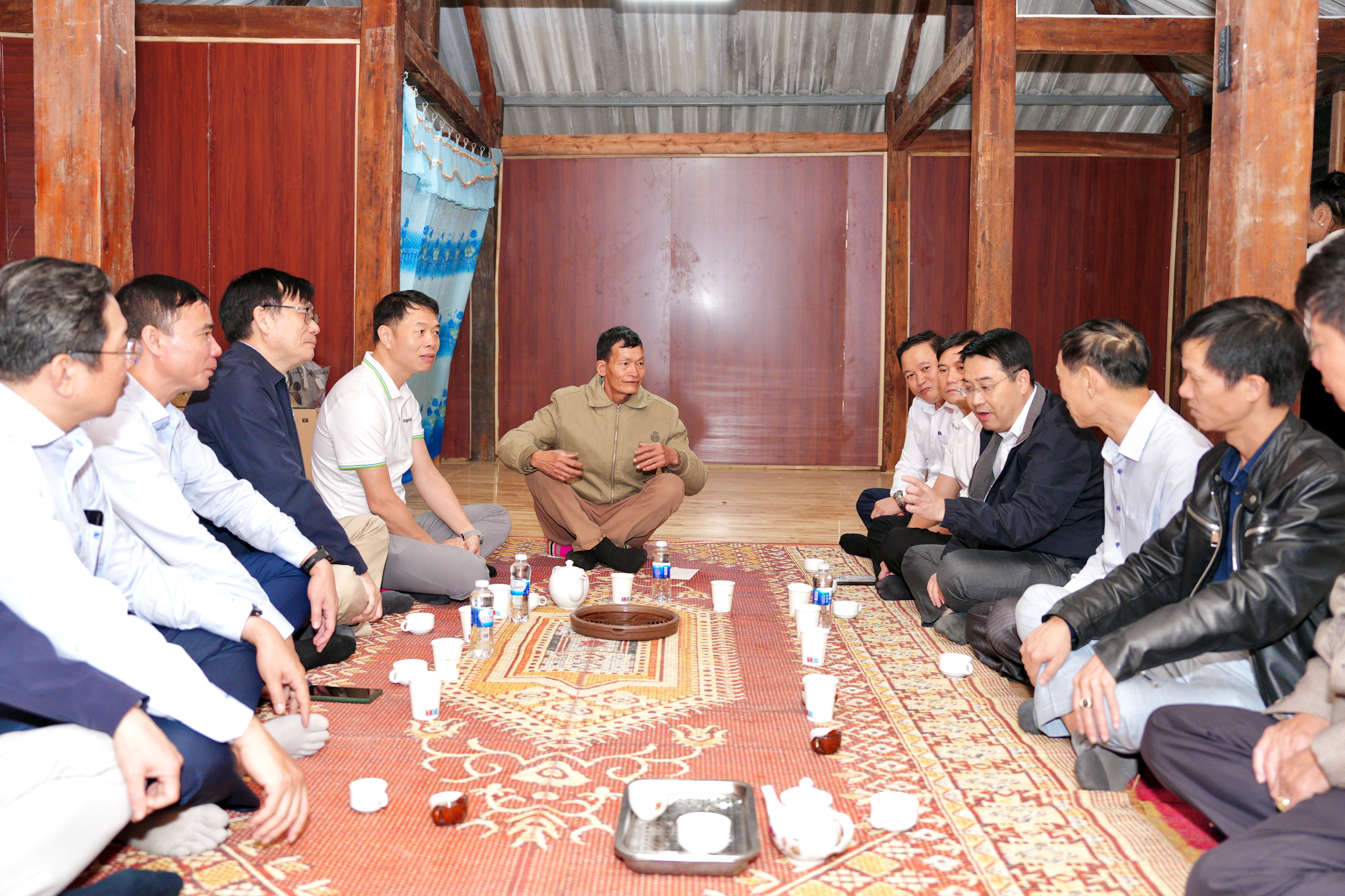 Khối thi đua số 5 hỗ trợ xây nhà mới cho hộ nghèo tại Lào Cai