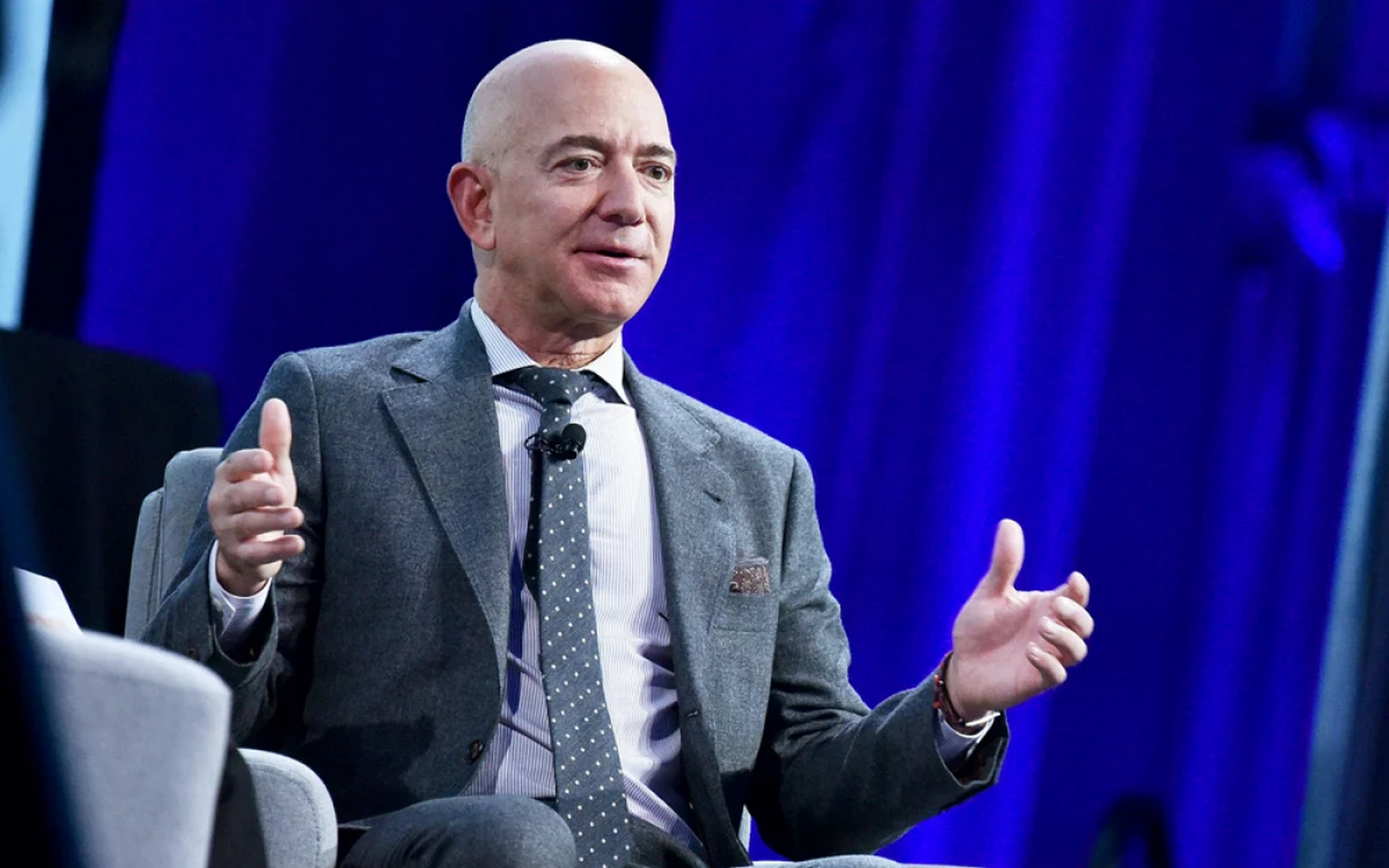 Jeff Bezos – nhà sáng lập Amazon – nhấn mạnh tốc độ ra quyết định là yếu tố sống còn trong kinh doanh