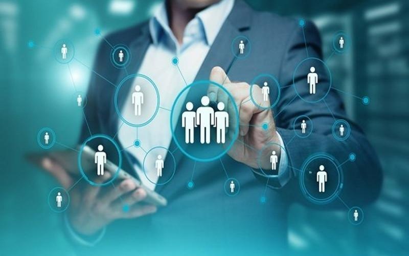 Lãnh đạo thế nào để nhân viên “tự kéo nhau đi làm”?