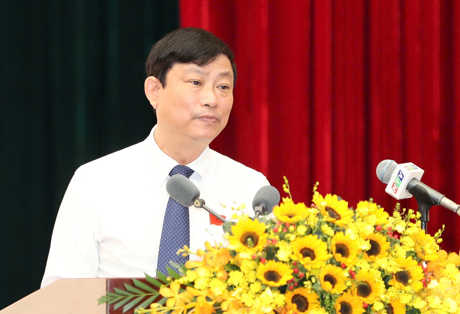 HĐND TP. Hồ Chí Minh xem xét hàng loạt nội dung để kinh tế phát triển